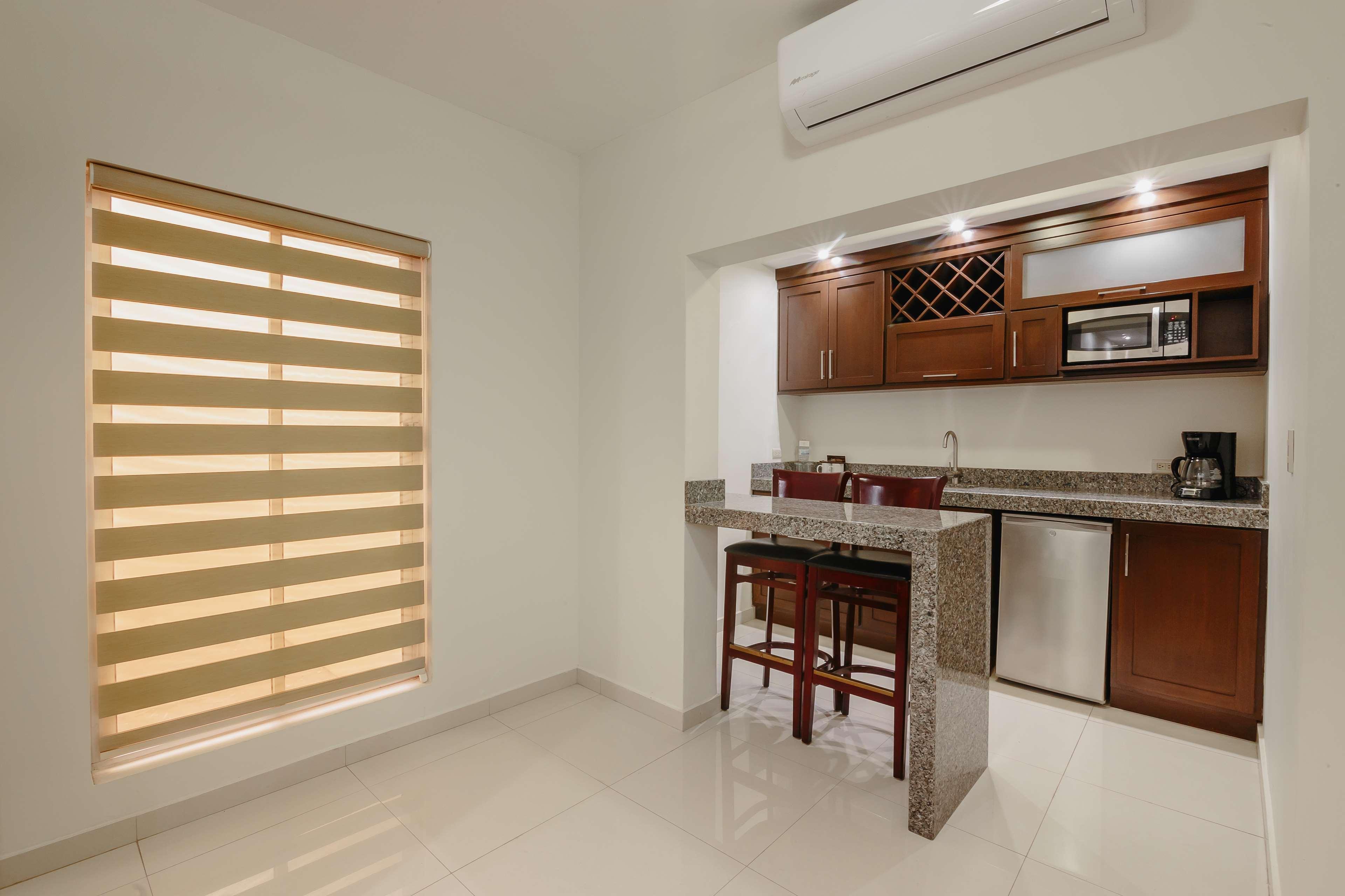 Best Western Plus San Jorge Ciudad Obregon Ngoại thất bức ảnh