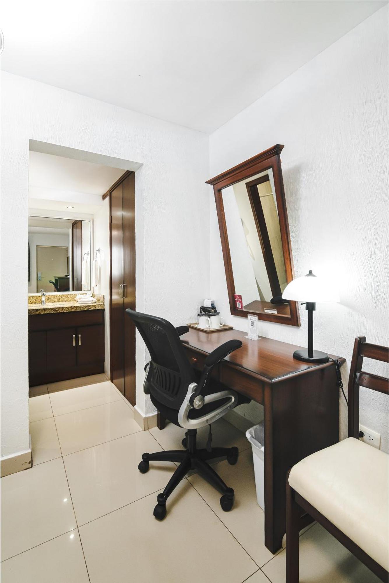 Best Western Plus San Jorge Ciudad Obregon Ngoại thất bức ảnh