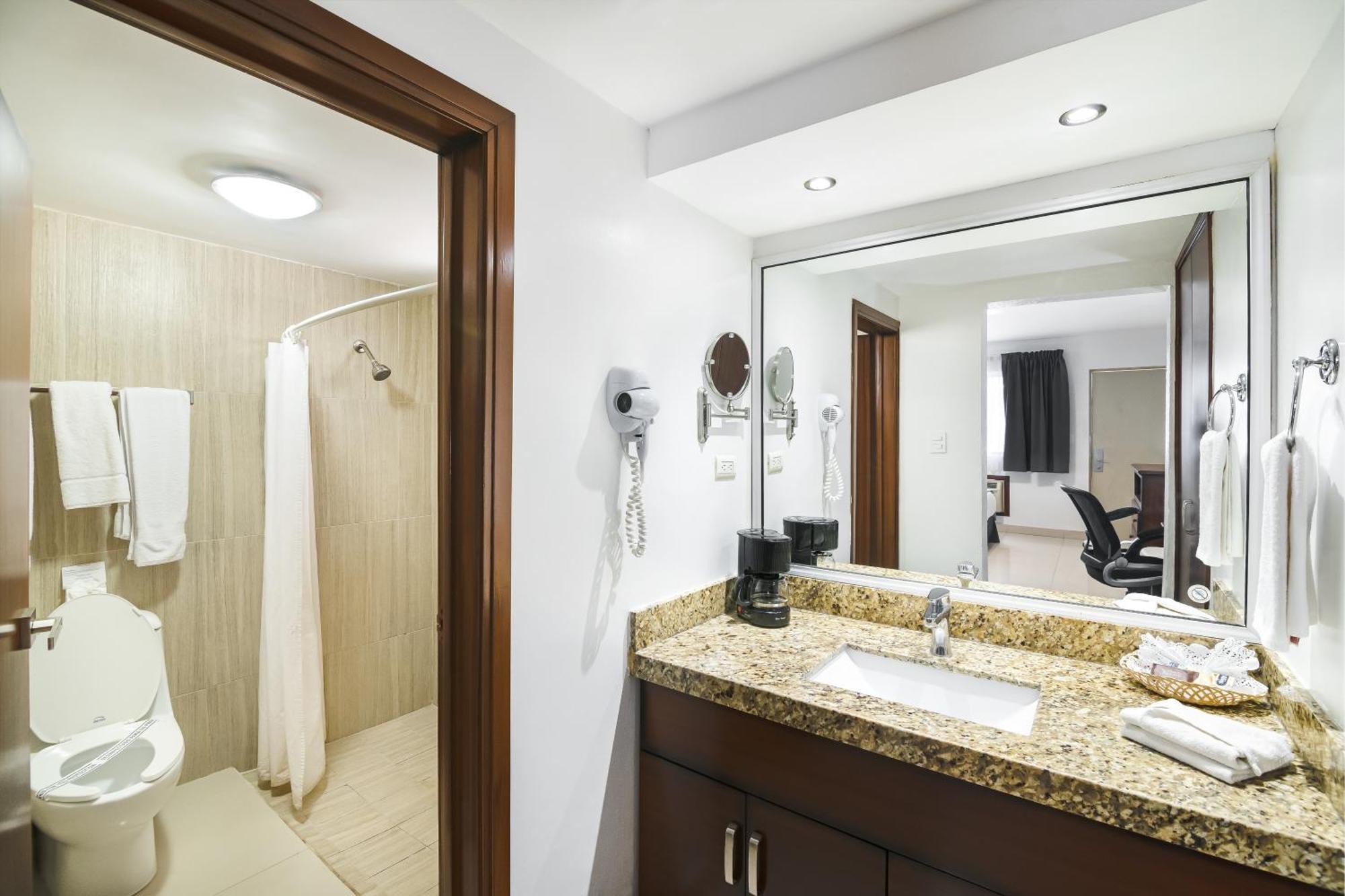 Best Western Plus San Jorge Ciudad Obregon Ngoại thất bức ảnh