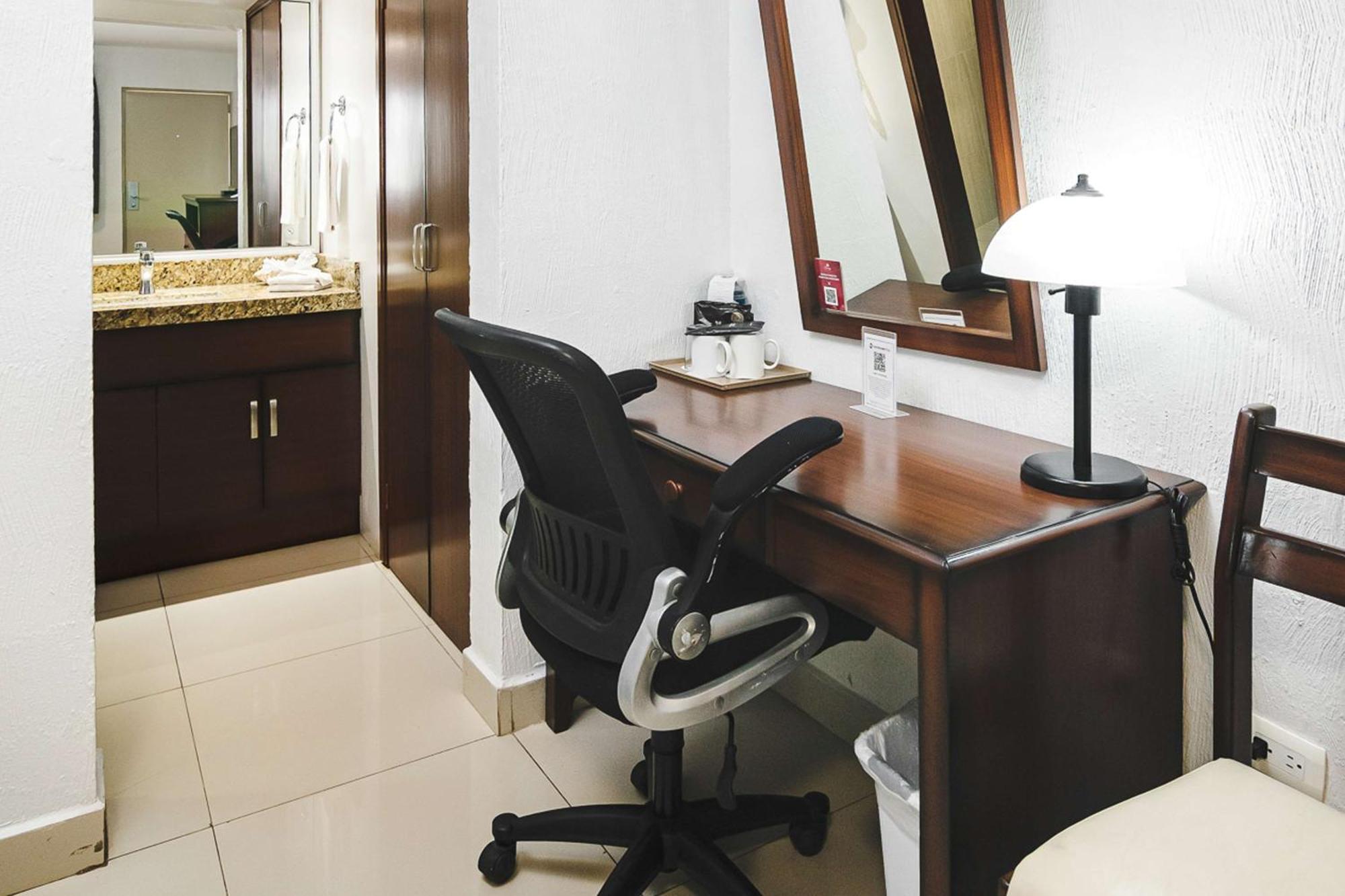 Best Western Plus San Jorge Ciudad Obregon Ngoại thất bức ảnh
